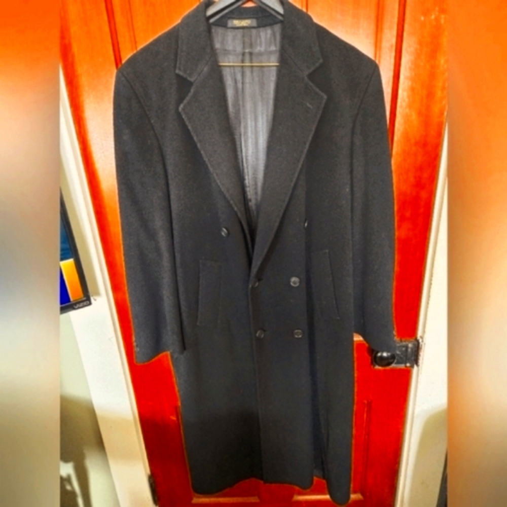 Kaspar Italian Woven Black Cashmere Blend Double-Breasted Greatcoat/Overcoat